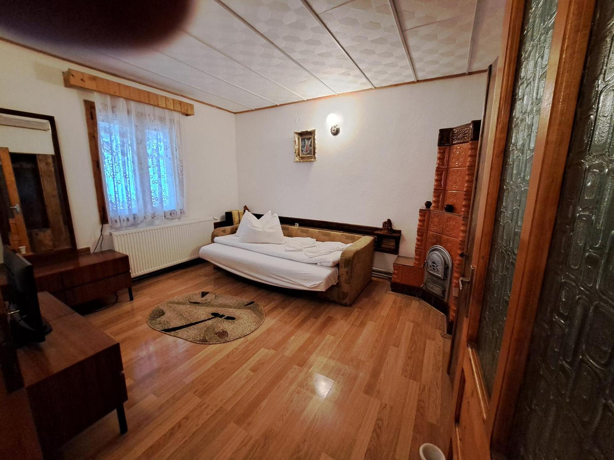 Casa Dintre Meri Пояна Марулуй Екстериор снимка